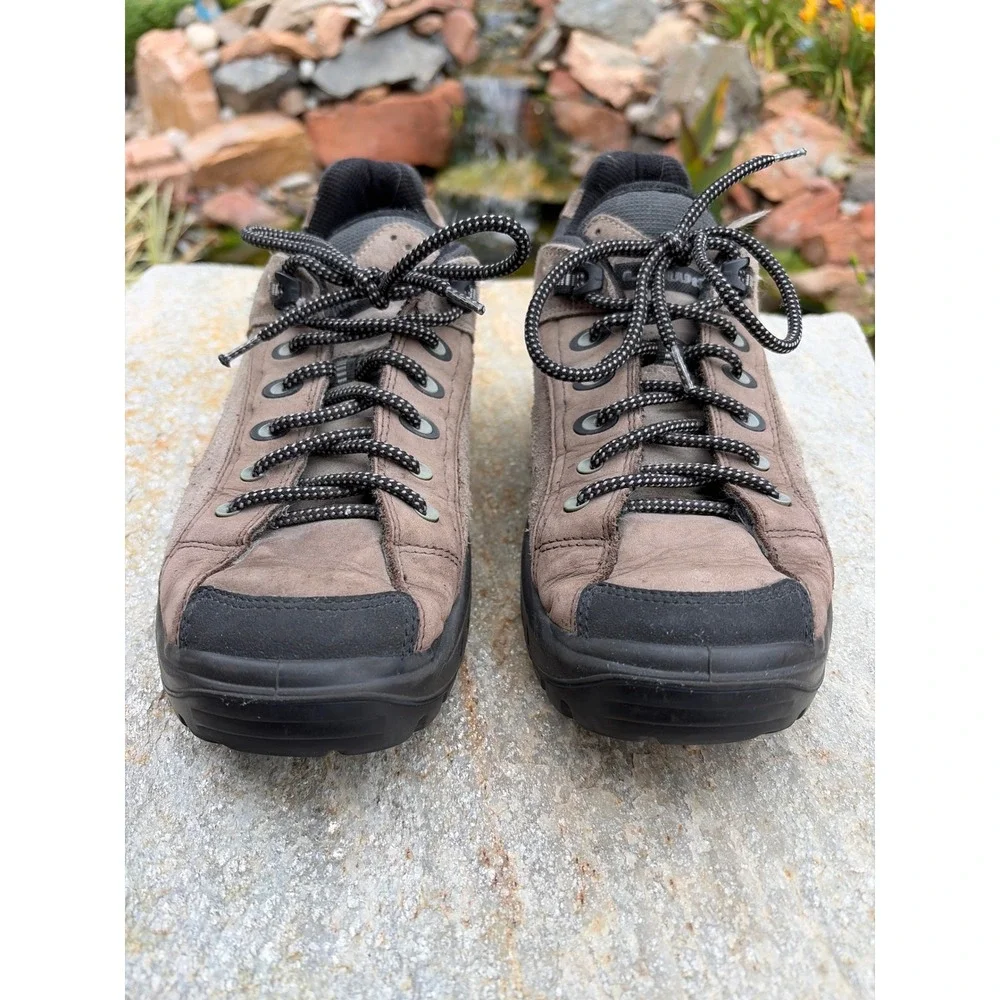 Lowa Tempest II Lo Mens Hiking Shoes Brown Suede Vibram Low Top US 9 EU 42